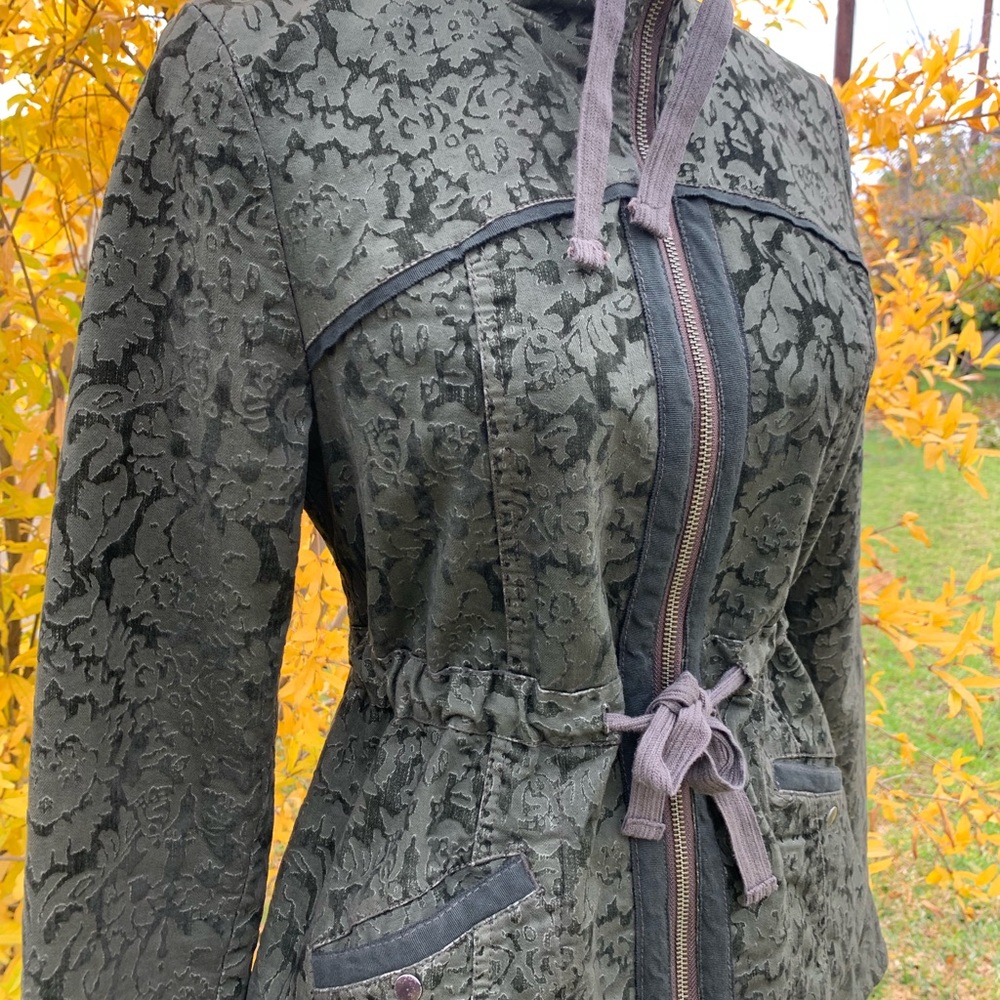 Ladies jacket